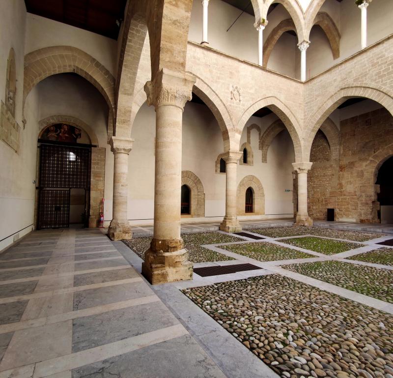 Palazzo Chiaromonte